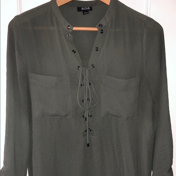 3/4 sleeve army green lace up blouse - Picture 2 of 2